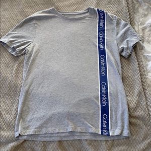 Calvin Klein T shirt